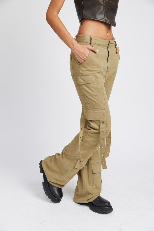 Low Waist Cargo Flared Pants