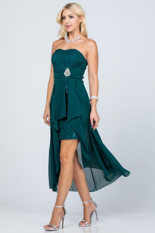 Open back Lace and chiffon surplus dress with waist brooch