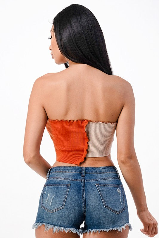 Asymmetric Contrast lettuce edge knit crop top