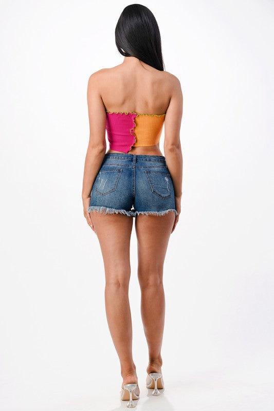 Asymmetric Contrast lettuce edge knit crop top